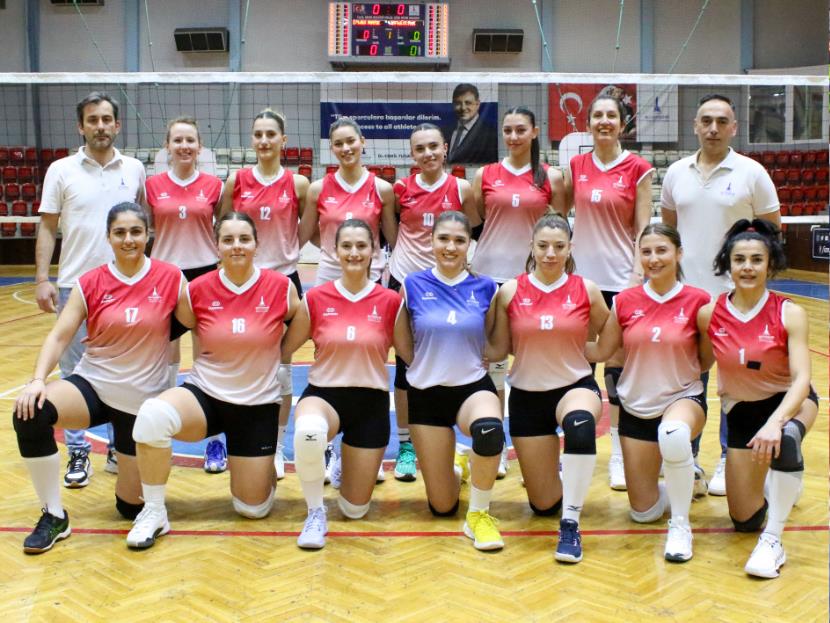 İZMİR BBSK: 0 – VENÜS SK: 3
