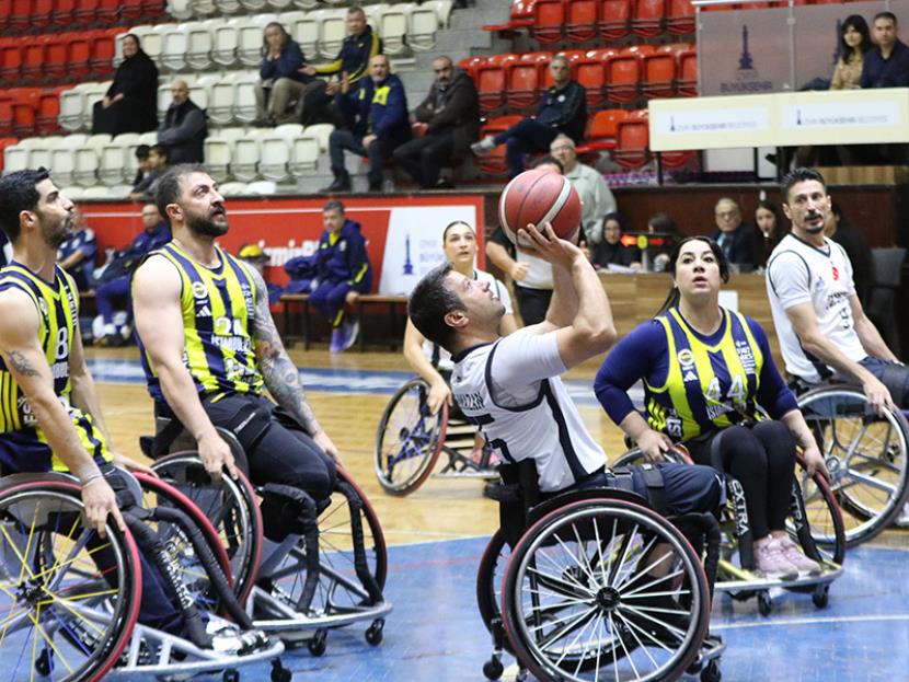 İZMİR BBSK: 55 – FENERBAHÇE: 89 