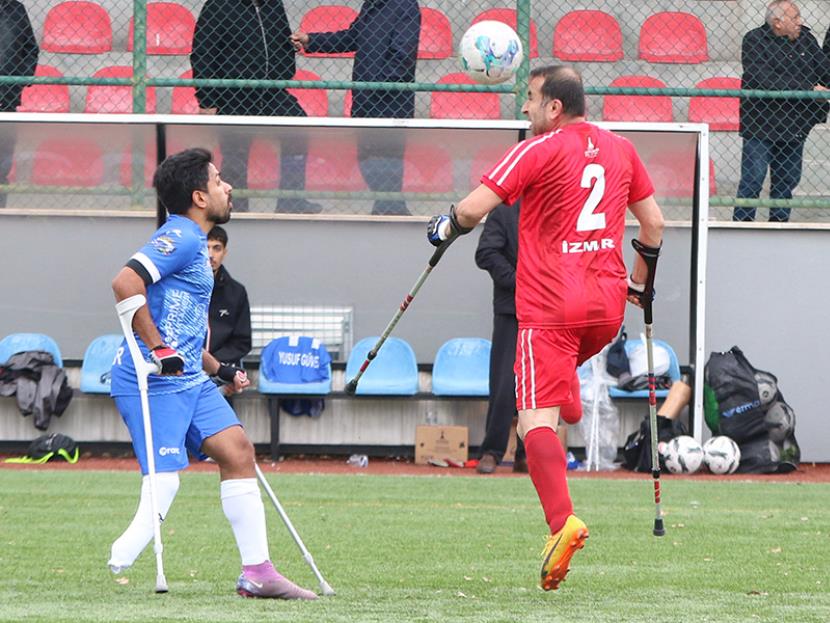 İZMİR BBSK: 1 - GEBZE BLD. AMPUTE: 4