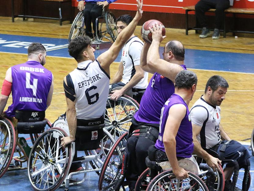 İZMİR BBSK: 65 – ORDU BŞB: 68