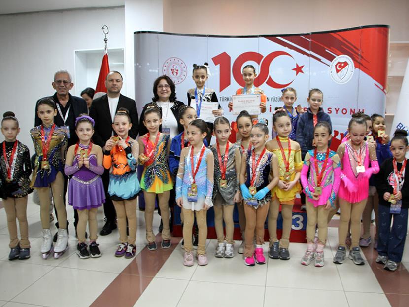 BUZ MİNİKLERİN BÜYÜK HEYECANI