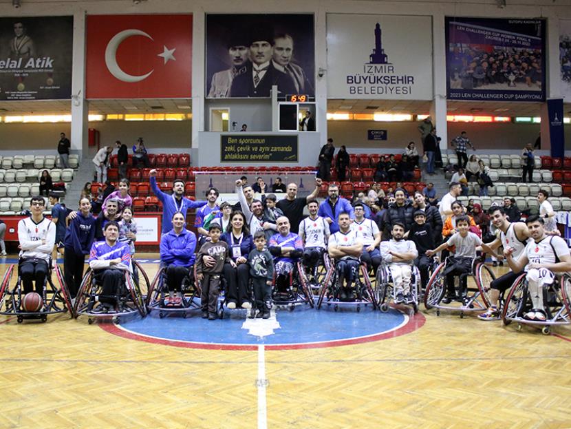 İZMİR BBSK: 70 - KARABÜK DEMİR KARTAL: 52