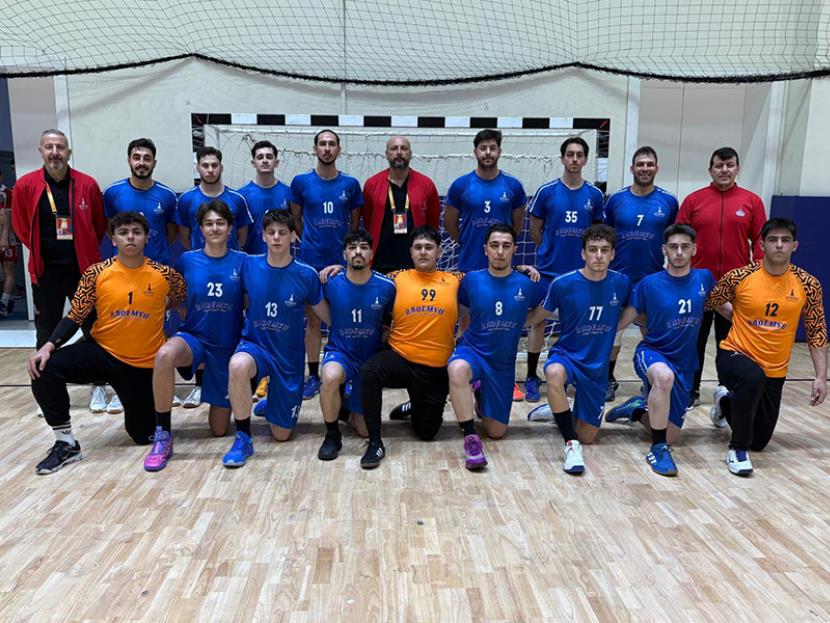 TAŞOVA BELEDİYESİ: 29 -  İZMİR BBSK: 17