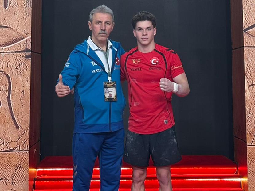 CİMNASTİKÇİLER DÜNYA KUPASI’NDA 