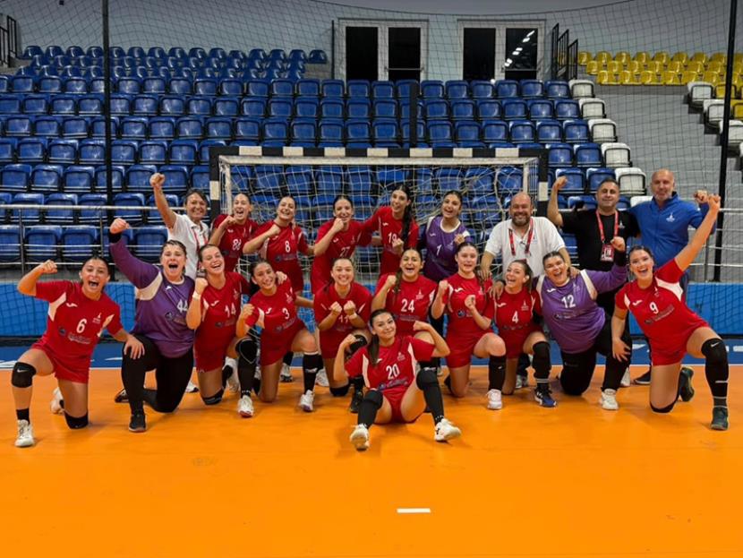 YENİMAHALLE BELEDİYESİ: 27 – İZMİR BBSK: 28